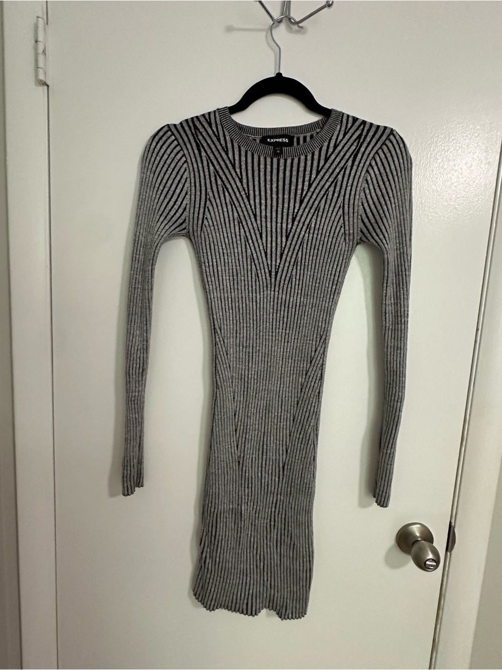 Express Gray Ribbed Long-Sleeve Bodycon Sweater Dress